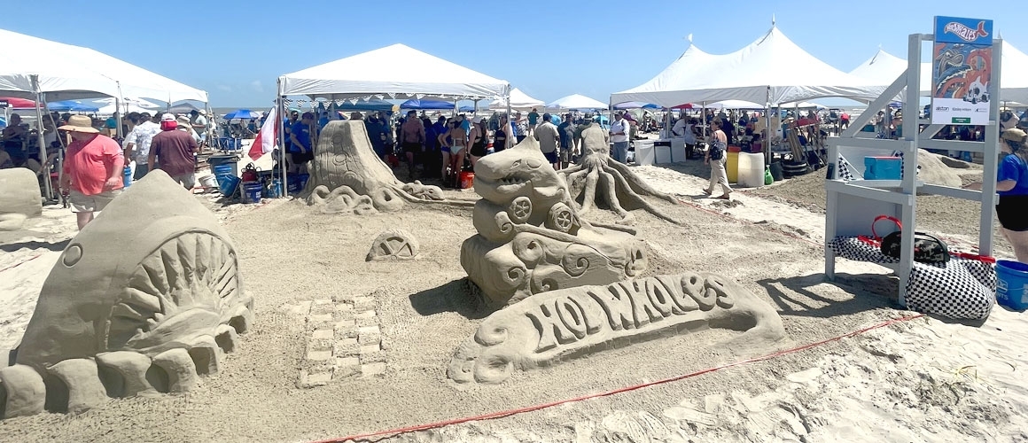 HOT WHALES – Living Life in the Fast Lane at the 2023 AIA Sandcastle Competition
